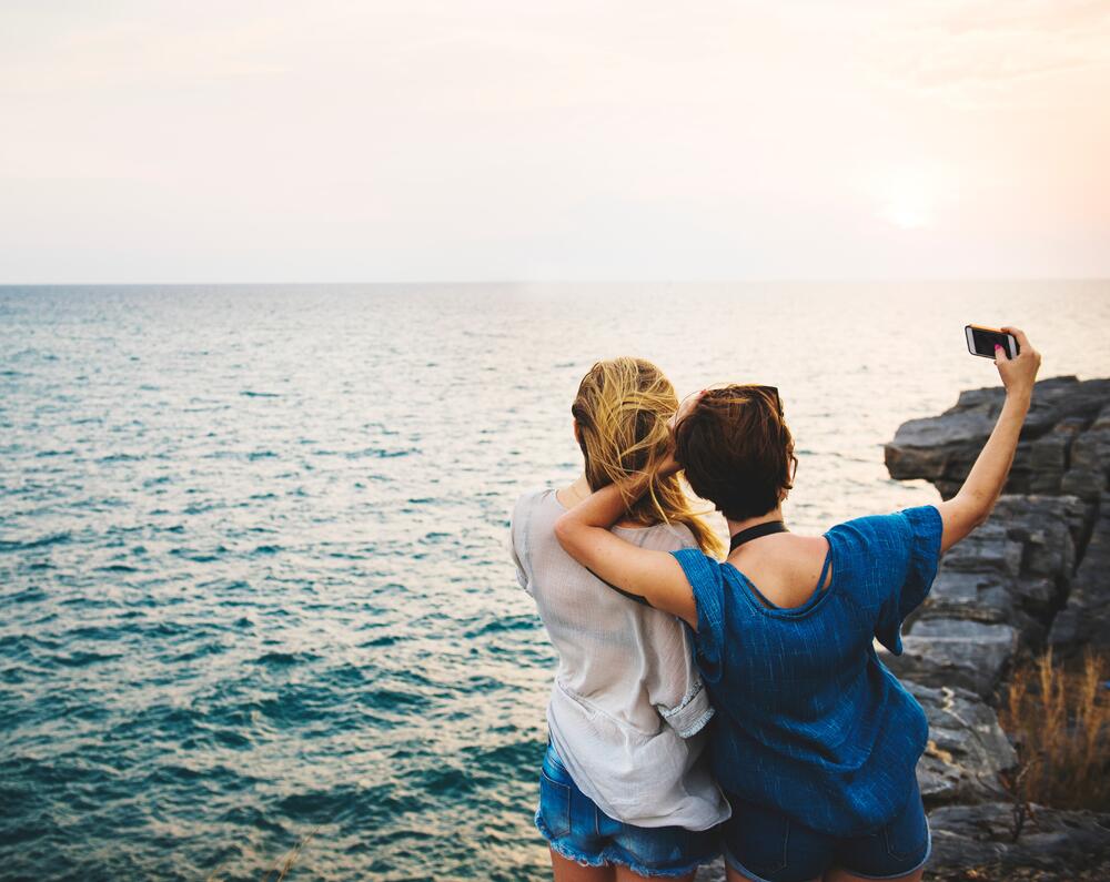 adventure-beach-carefree-567630.jpeg